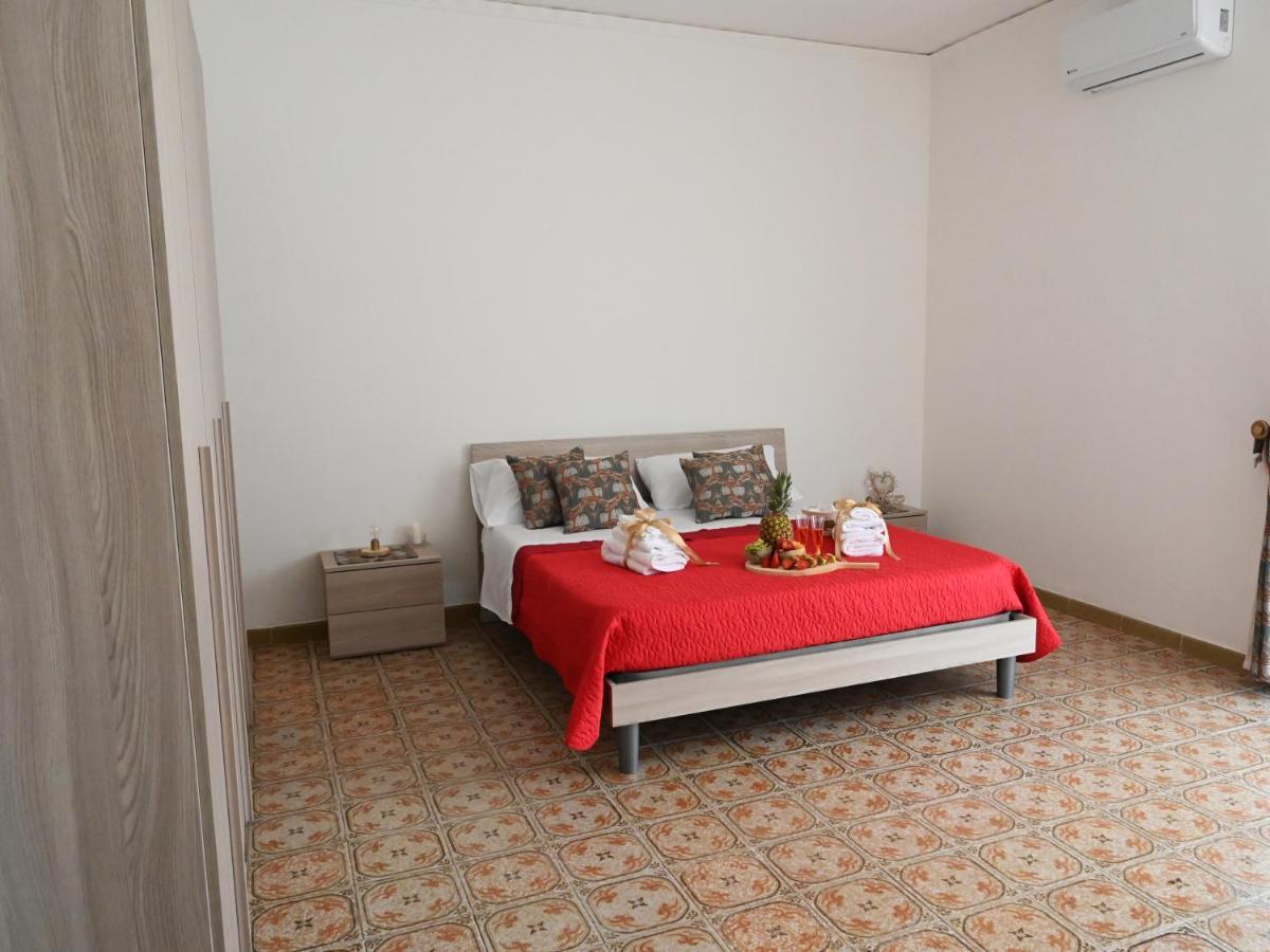 B&B Le Corti กาแซร์ตา ภายนอก รูปภาพ