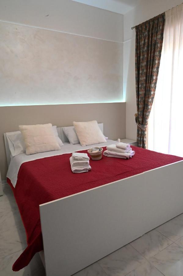B&B Le Corti กาแซร์ตา ภายนอก รูปภาพ