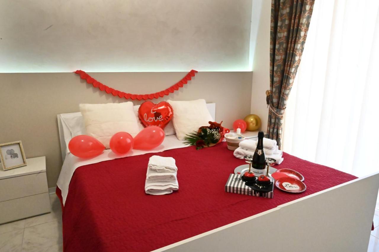 B&B Le Corti กาแซร์ตา ภายนอก รูปภาพ