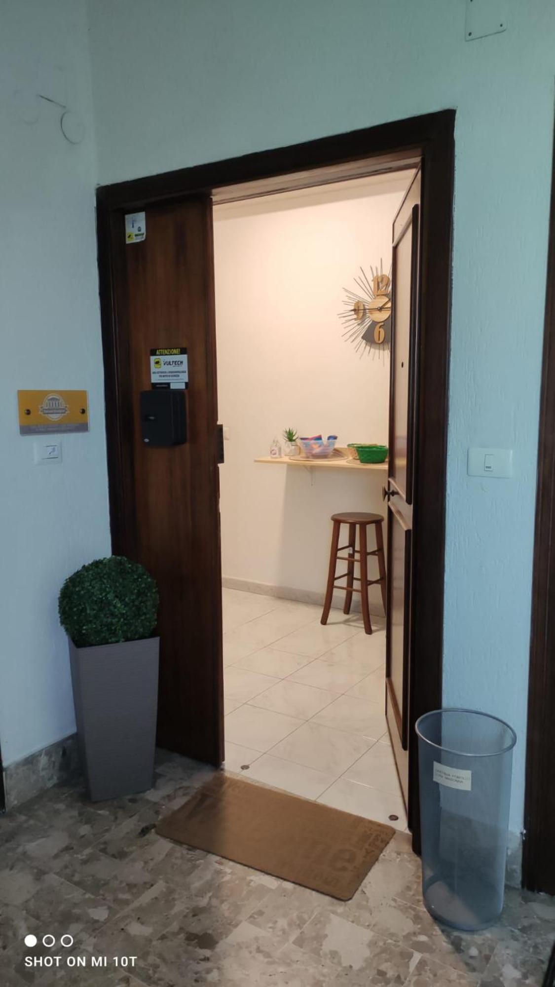 B&B Le Corti กาแซร์ตา ภายนอก รูปภาพ