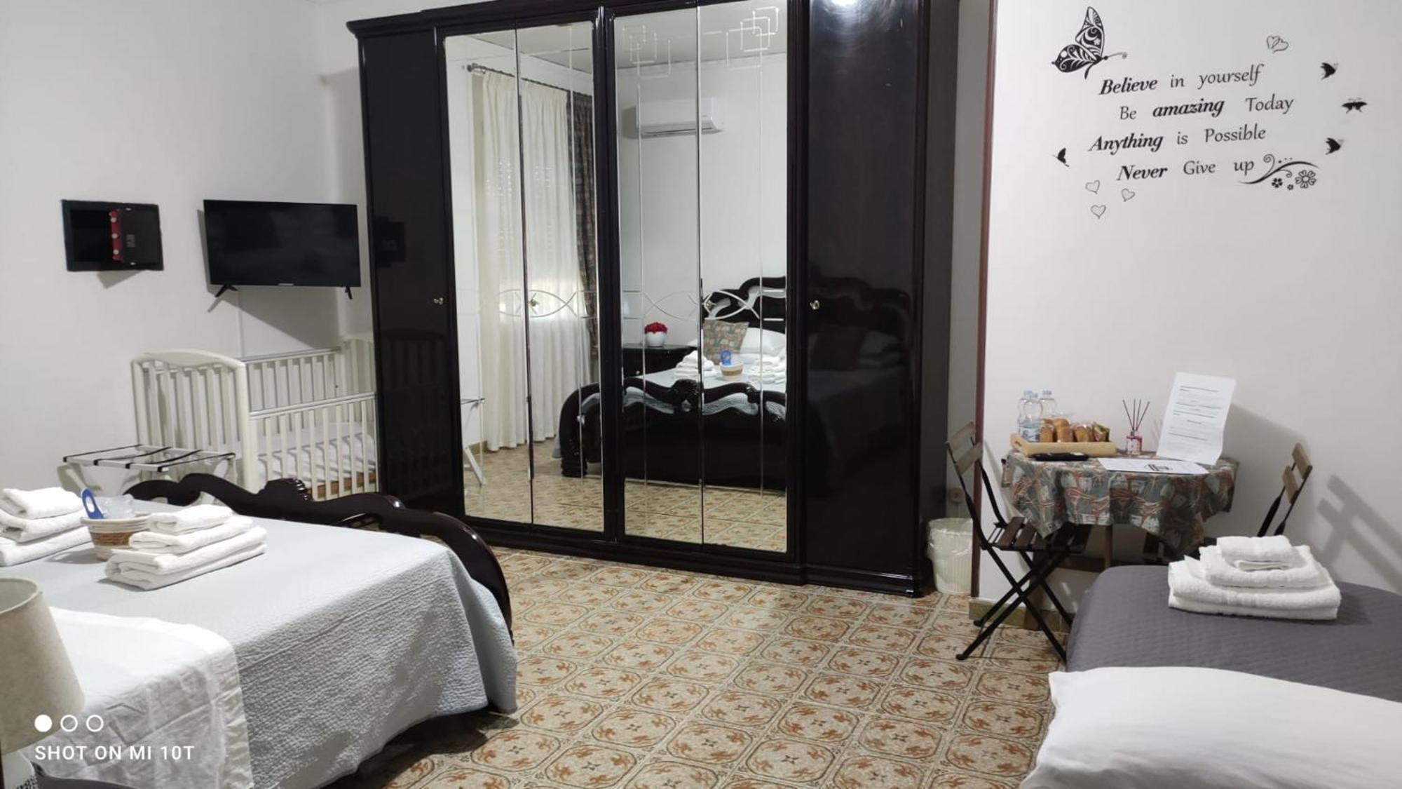 B&B Le Corti กาแซร์ตา ภายนอก รูปภาพ